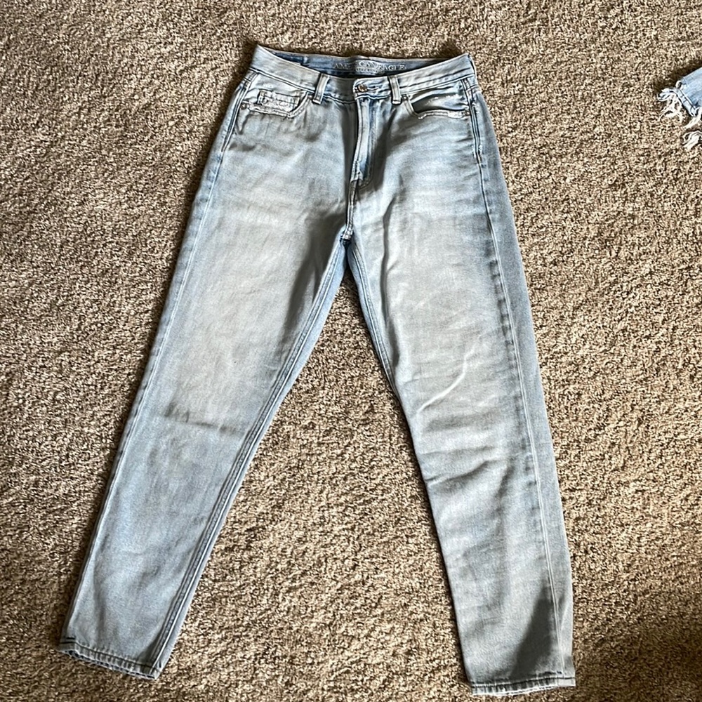 American eagle outfitters blue mom jeans size 4